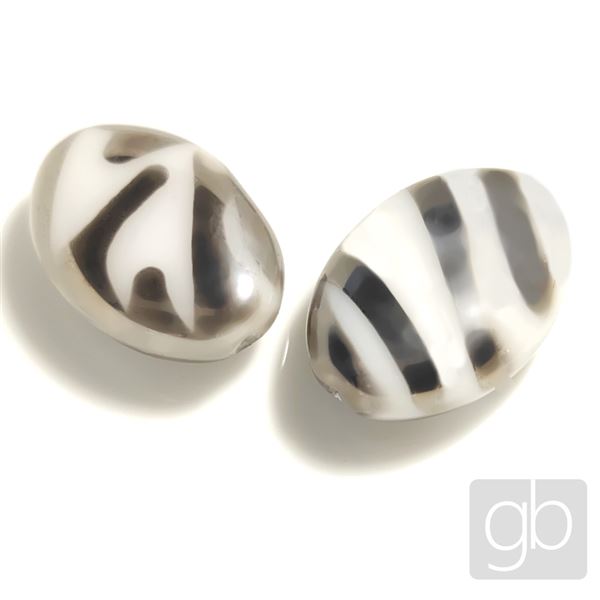 Pressed beads Oval 19 x 14 mm 1 pc 